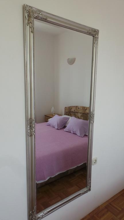 Apartment Затон Екстериор снимка