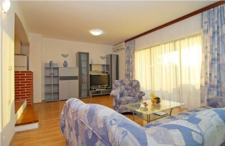 Apartment Затон Екстериор снимка